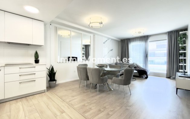 Wiederverkauf - Wohnung - Marbella - Nueva Andalucía