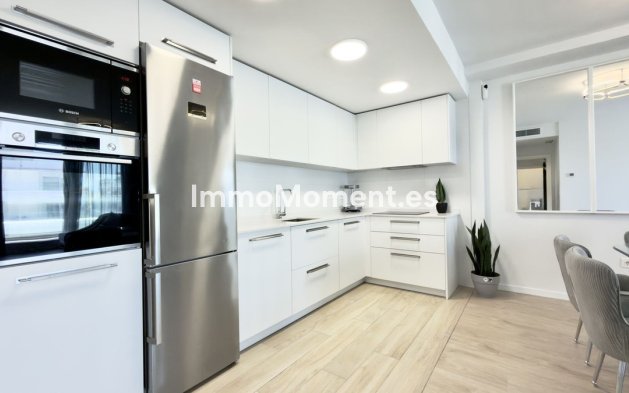 Wiederverkauf - Wohnung - Marbella - Nueva Andalucía