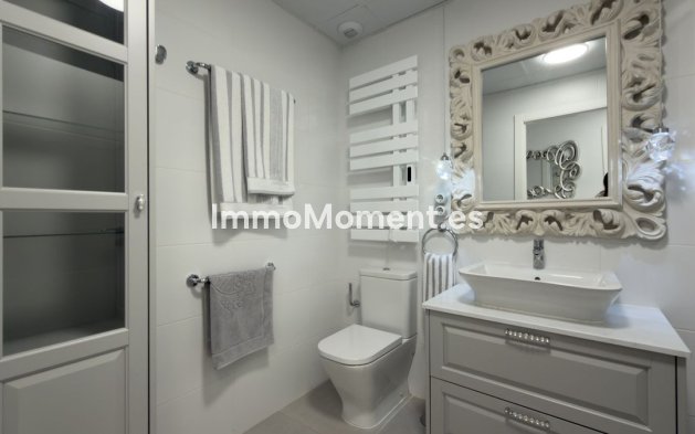 Wiederverkauf - Wohnung - Marbella - Nueva Andalucía