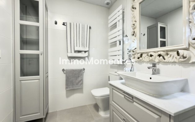 Wiederverkauf - Wohnung - Marbella - Nueva Andalucía