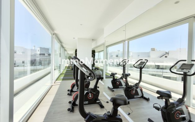 Wiederverkauf - Wohnung - Marbella - Nueva Andalucía