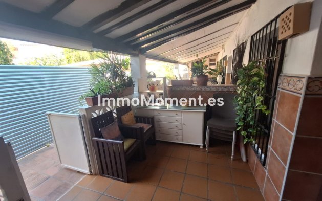 Resale - Detached villa - Marbella - Costabella