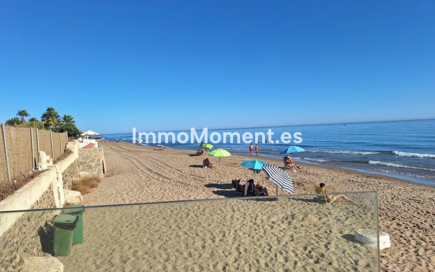 Resale - Detached villa - Marbella - Costabella