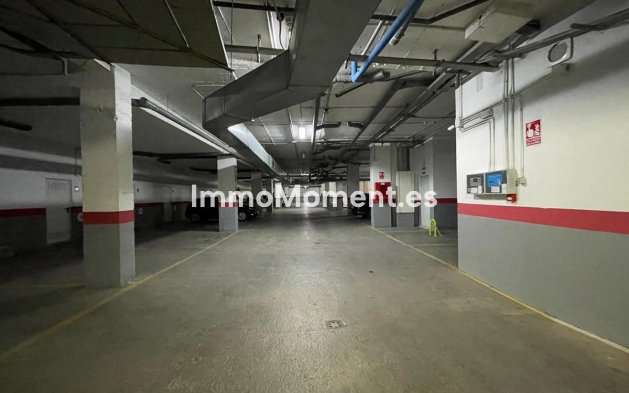 Resale - Apartment - Benalmadena - Benalmadena Centro