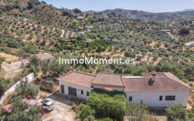 Resale - Detached villa - Inland  - Monda