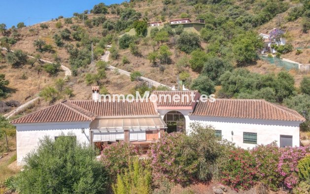 Resale - Detached villa - Inland  - Monda