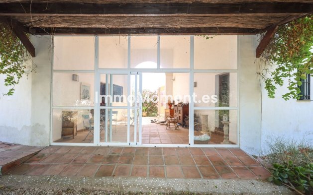 Resale - Detached villa - Inland  - Monda