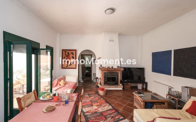 Resale - Detached villa - Inland  - Monda