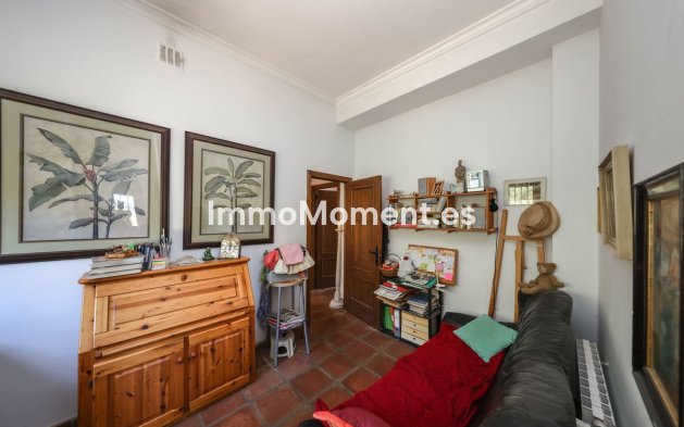 Resale - Detached villa - Inland  - Monda