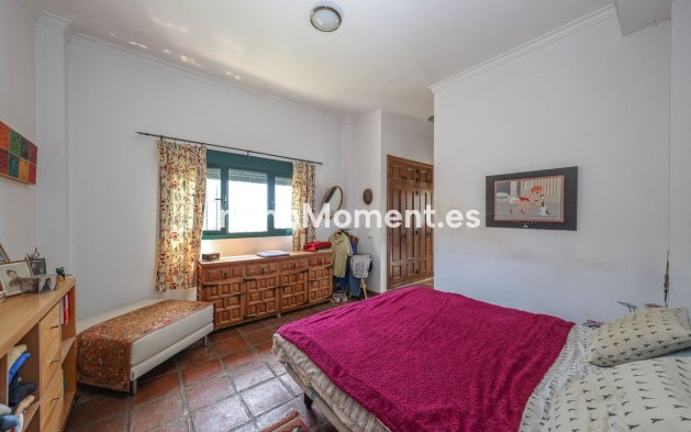 Resale - Detached villa - Inland  - Monda