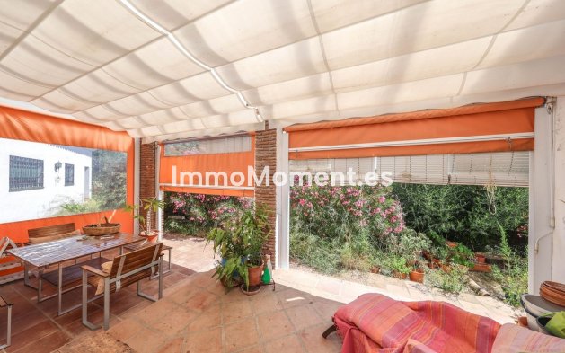 Resale - Detached villa - Inland  - Monda
