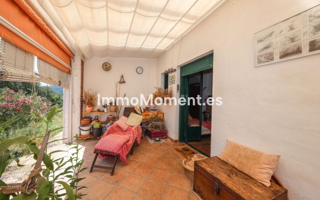 Resale - Detached villa - Inland  - Monda