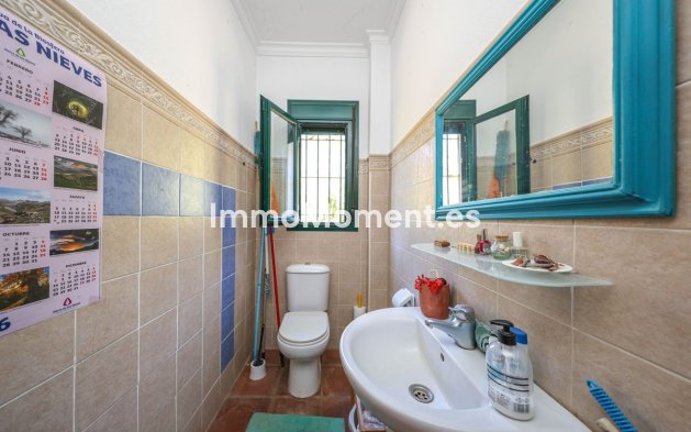 Resale - Detached villa - Inland  - Monda