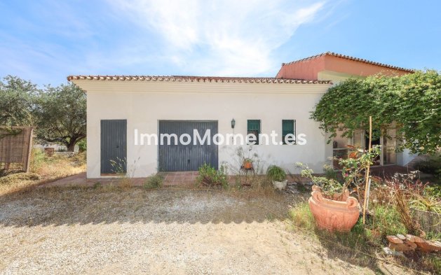 Resale - Detached villa - Inland  - Monda