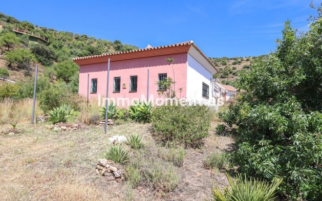 Resale - Detached villa - Inland  - Monda