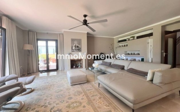 Resale - Detached villa - Marbella - Guadalmina Alta