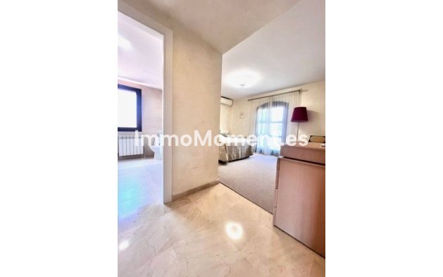 Resale - Detached villa - Marbella - Guadalmina Alta