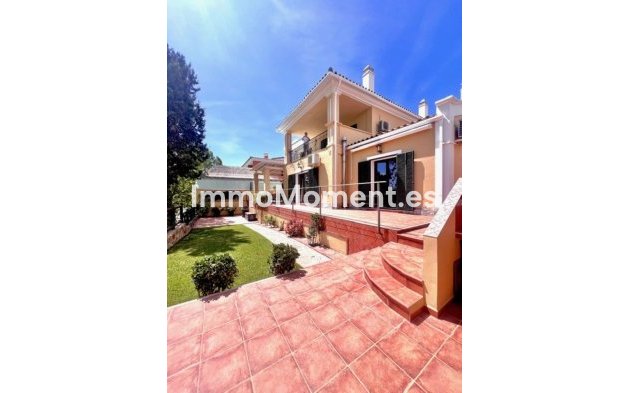 Resale - Detached villa - Marbella - Guadalmina Alta