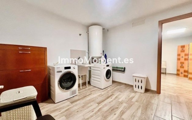 Resale - Detached villa - Marbella - Guadalmina Alta