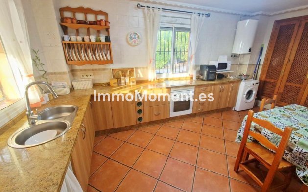 Resale - Detached villa - Inland  - Cártama Centro