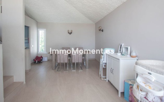 Revente - Maison mitoyenne - Estepona  - Estepona Centro