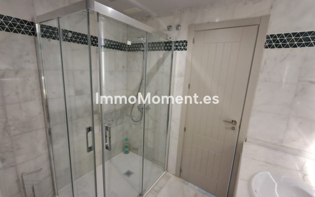 Revente - Villa individuelle - Estepona  - Estepona Centro