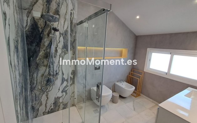 Revente - Villa individuelle - Estepona  - Estepona Centro