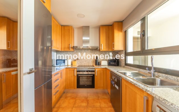 Revente - Appartement - Estepona  - Estepona Centro