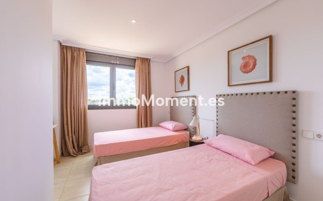 Revente - Appartement - Estepona  - Estepona Centro