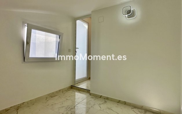 Resale - Townhouse - Torrevieja - Torrevieja Centro