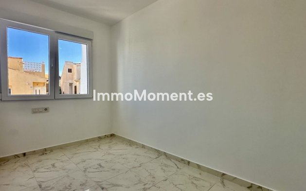 Resale - Townhouse - Torrevieja - Torrevieja Centro
