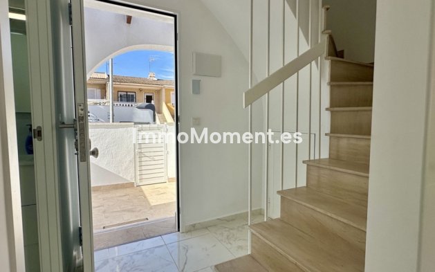 Resale - Townhouse - Torrevieja - Torrevieja Centro