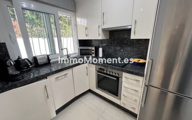 Revente - Maison mitoyenne - Estepona  - Costalita