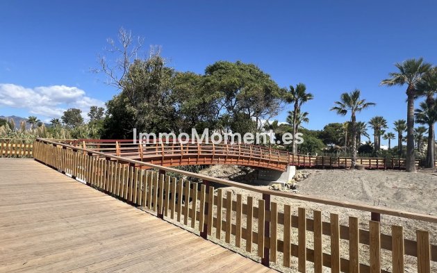 Revente - Maison mitoyenne - Estepona  - Costalita