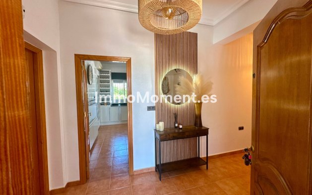Bestaande woning - Vrijstaande villa - Catral - Catral Centro