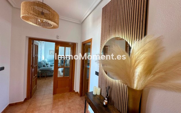 Bestaande woning - Vrijstaande villa - Catral - Catral Centro