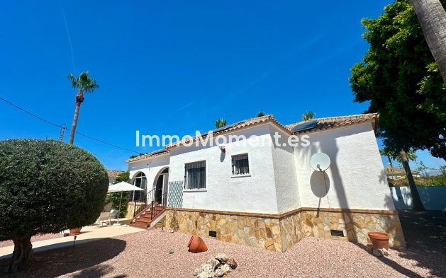 Bestaande woning - Vrijstaande villa - Catral - Catral Centro