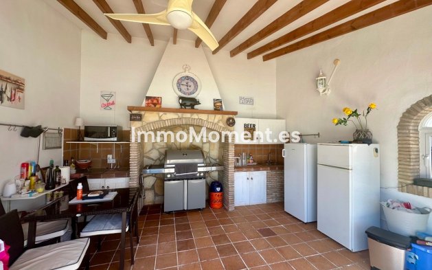 Bestaande woning - Vrijstaande villa - Catral - Catral Centro