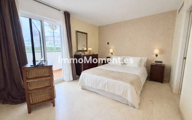 Revente - Maison mitoyenne - Estepona  - Estepona Centro