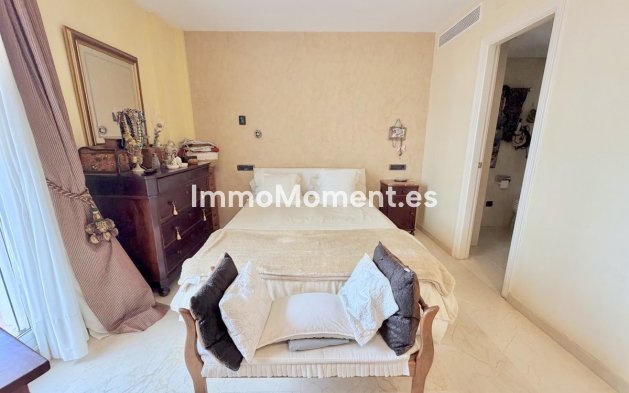 Revente - Maison mitoyenne - Estepona  - Estepona Centro