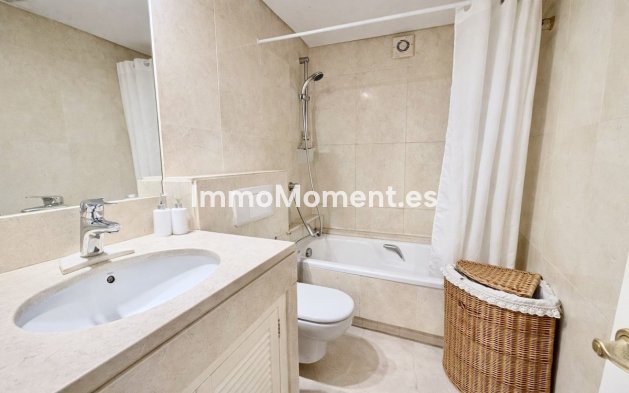 Revente - Maison mitoyenne - Estepona  - Estepona Centro