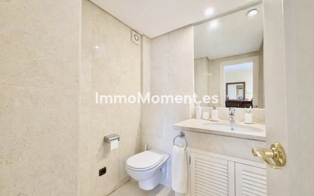 Revente - Maison mitoyenne - Estepona  - Estepona Centro