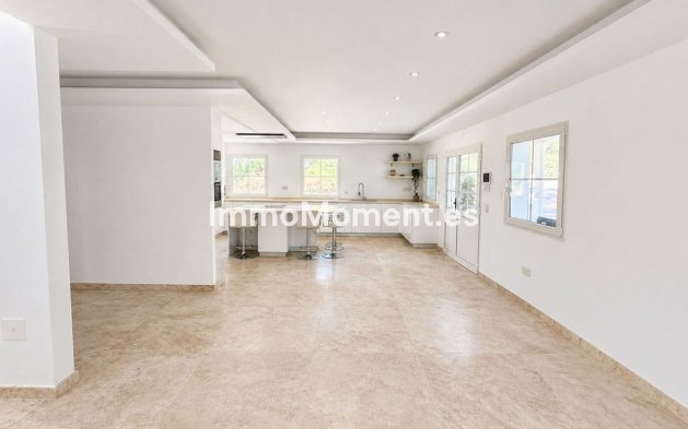 Reventa - Villa independiente - Mijas - La Cala de Mijas
