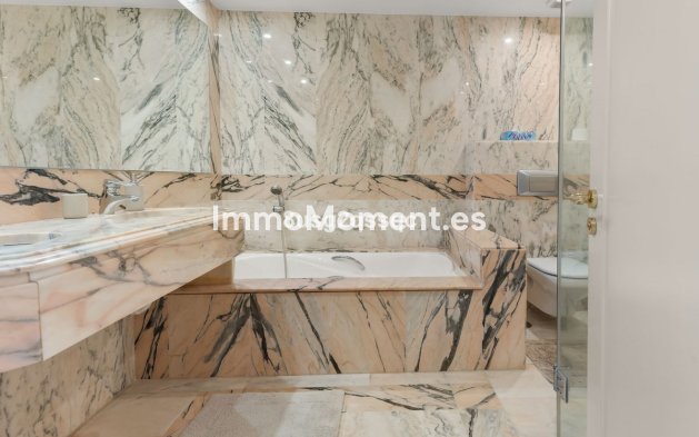 Revente - Appartement - Estepona  - Costalita