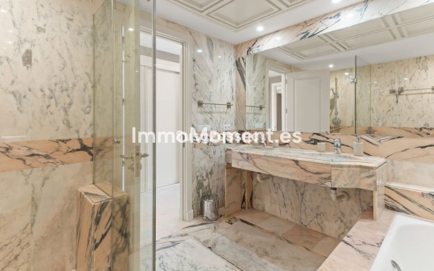 Revente - Appartement - Estepona  - Costalita