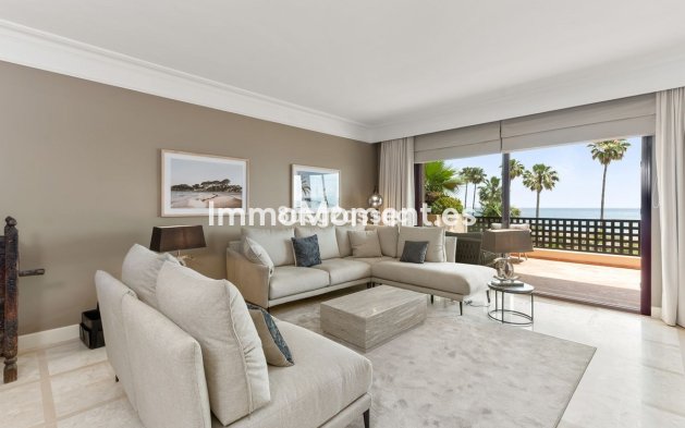 Revente - Appartement - Estepona  - Costalita