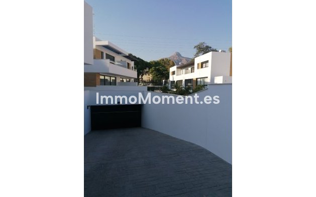 Long Term Rentals - Townhouse - Marbella - Nueva Andalucía