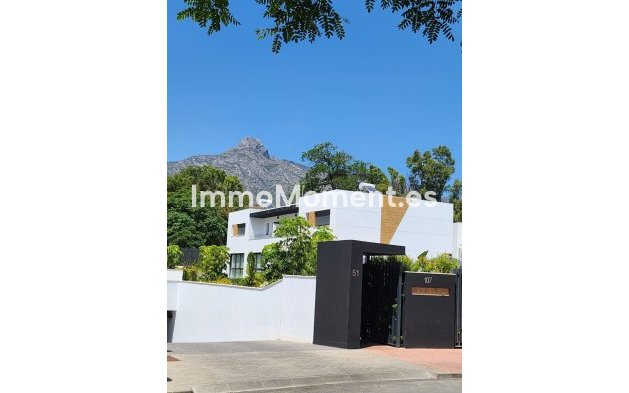 Long Term Rentals - Townhouse - Marbella - Nueva Andalucía