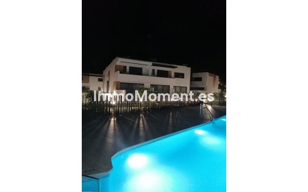 Long Term Rentals - Townhouse - Marbella - Nueva Andalucía
