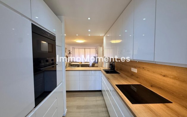 Revente - Appartement - Estepona  - Estepona Centro